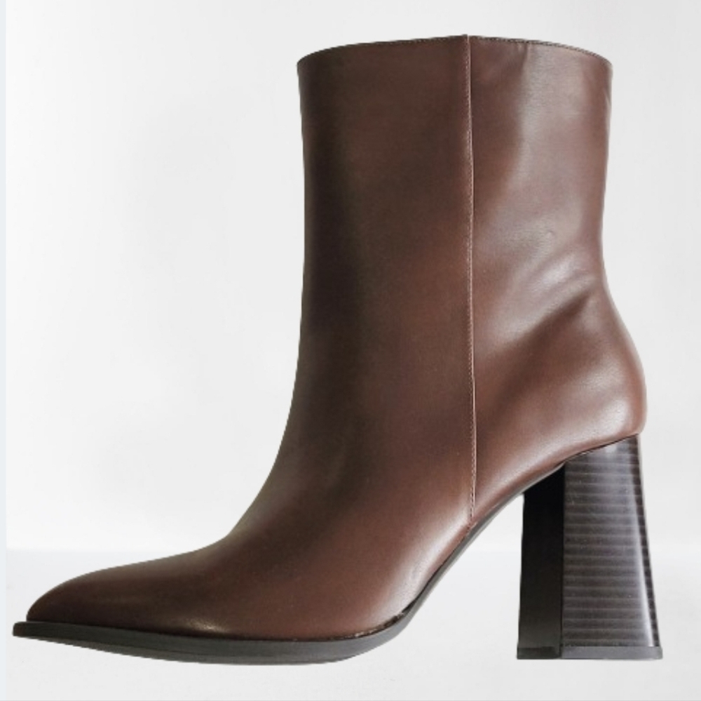 NWOT - W Worthington Brown Vegan Leather Boots - NWOB